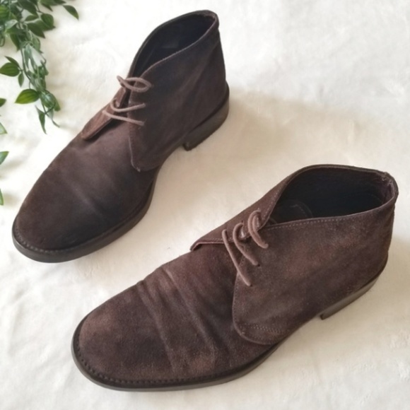 bata chukka boots